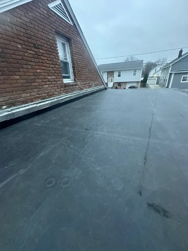 EPDM flat roof — rubber membrane installation
